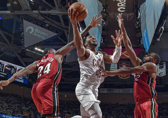 NBA季后赛悬念戏剧性升温