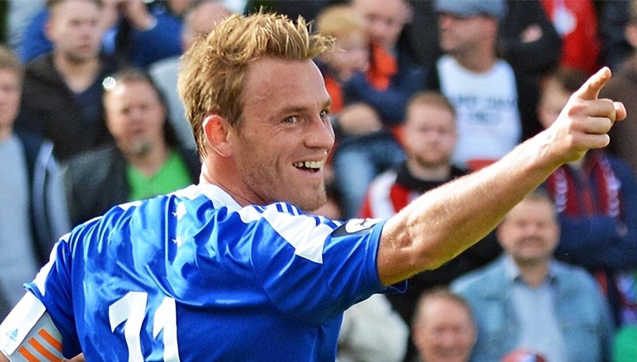 PG电子官网入口-沃尔夫斯堡欲签下德甲中场，强化中场实力的简单介绍