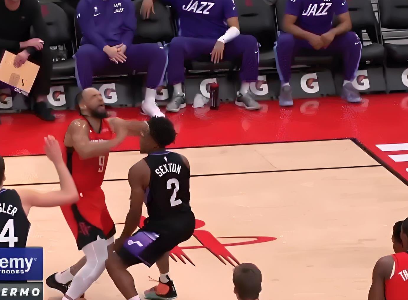 PG平台-火箭惨败开拓者，遭遇三连败