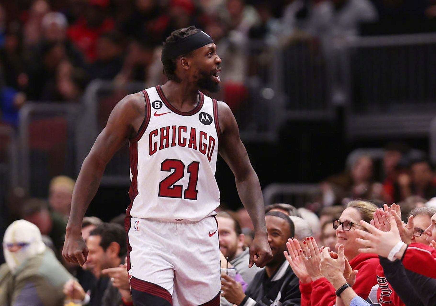 PG电子试玩官网-篮网大胜公牛，拿下比赛