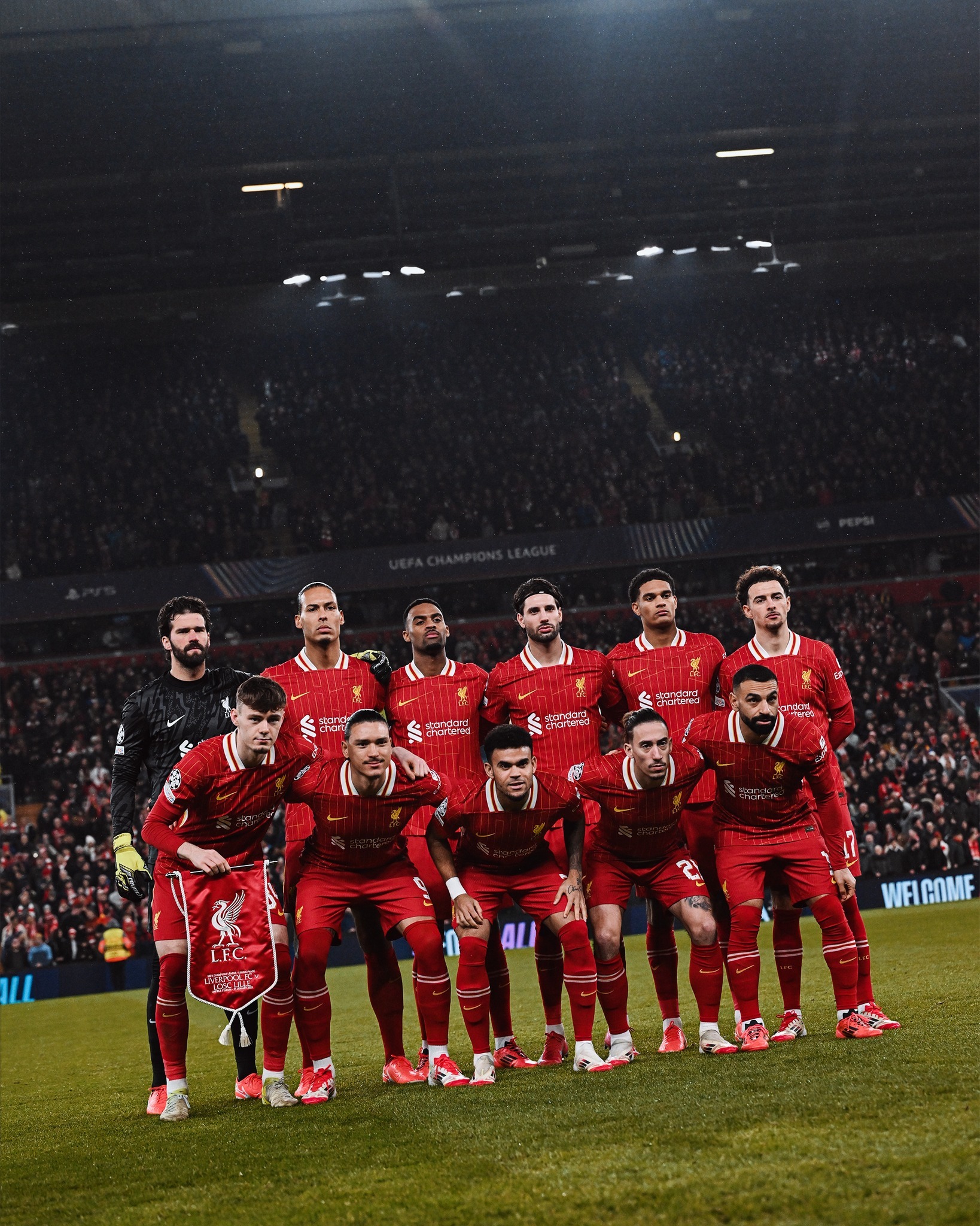 利物浦球员士气高昂，连战连胜继续领跑积分榜