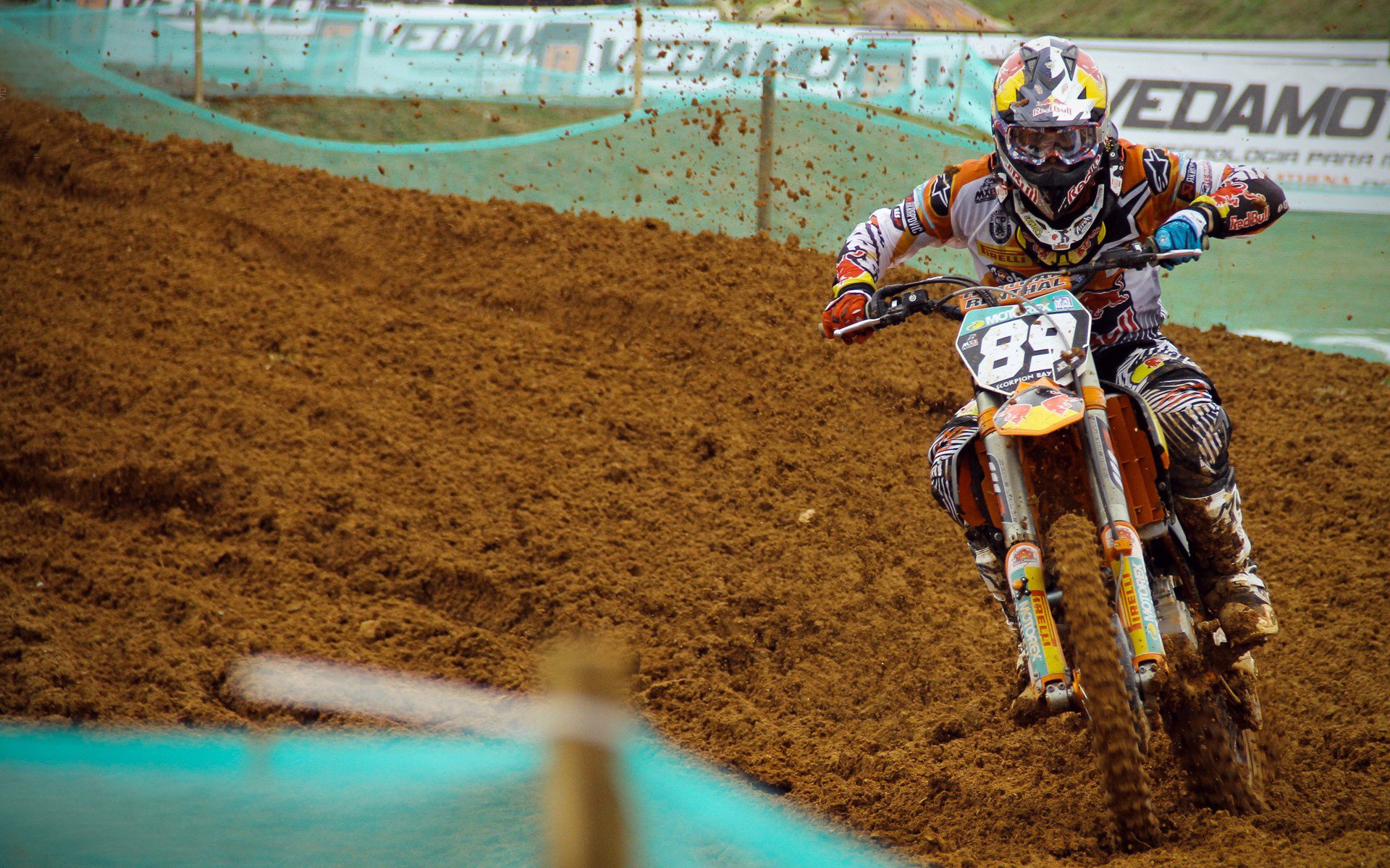 辽宁队火力全开压制爵士，东契奇祭出关键先生本色