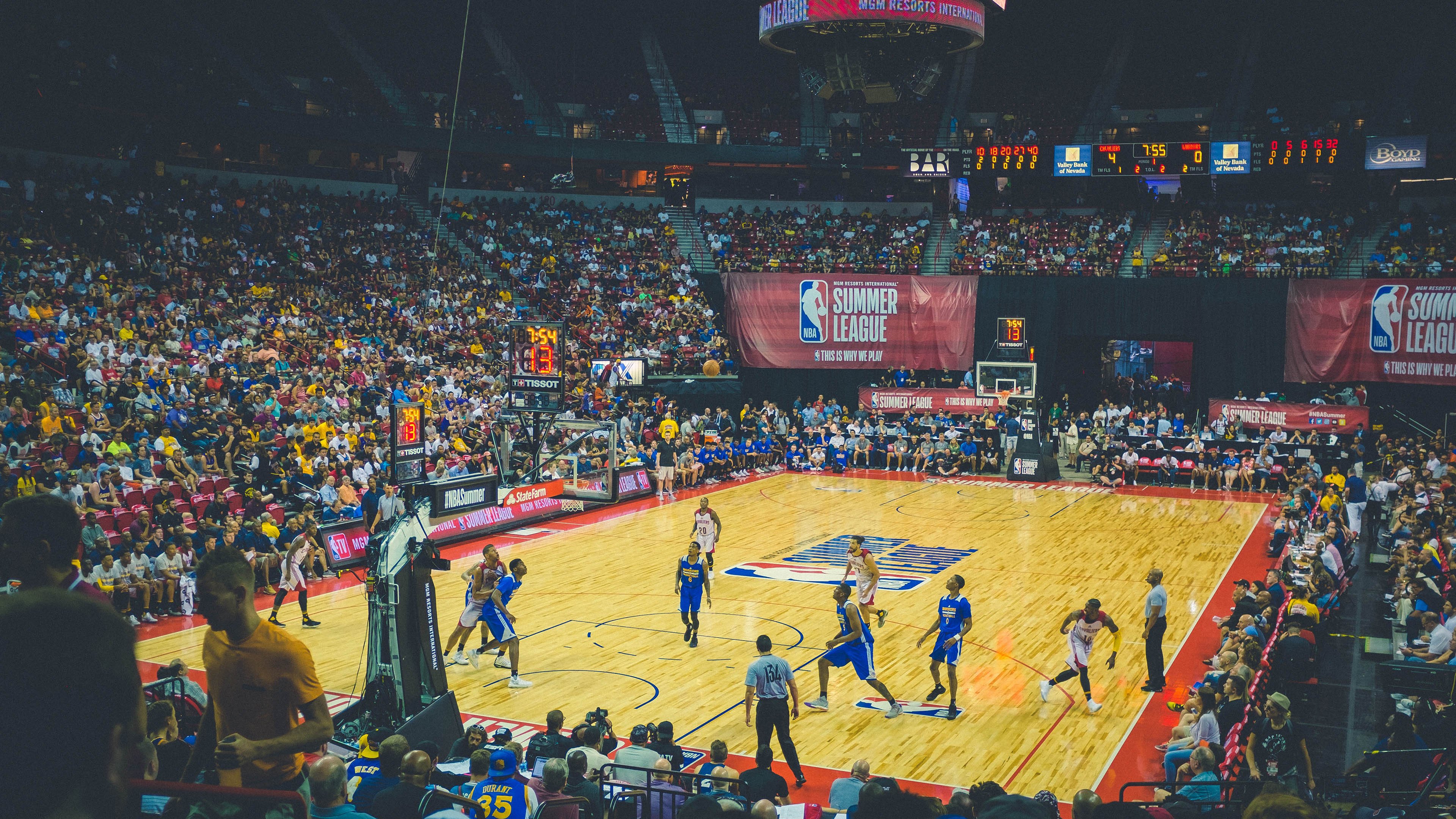 绿茵场上的冰与火，当极致团队禁锢不羁天才