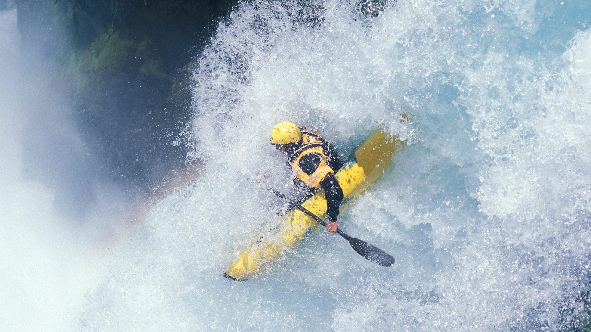PG中国登录入口-孤岛、海啸与点燃火焰的人