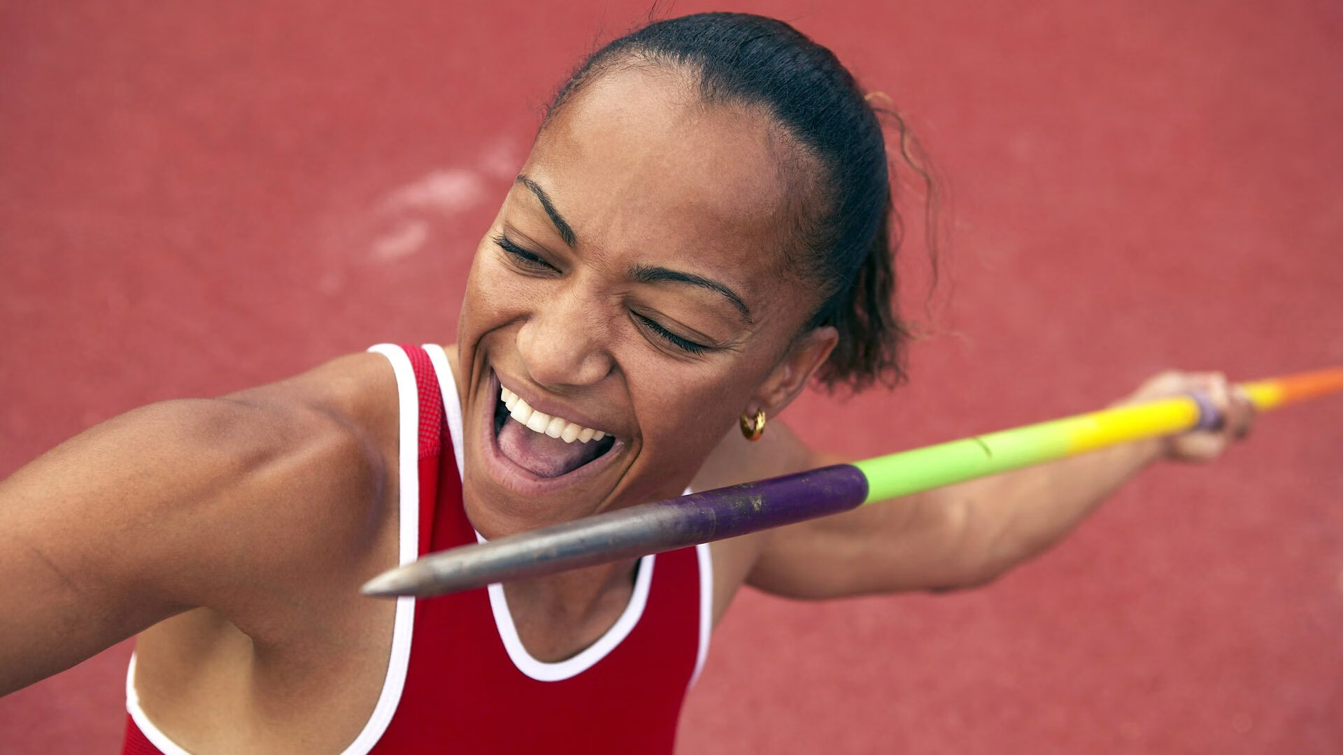 背靠背征服红土，西西帕斯如何以蒙特卡洛为跳板，成就法网历史第一人